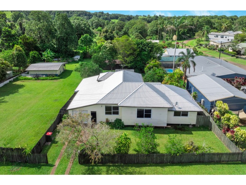 18 Maple Street, Millaa Millaa QLD 4886