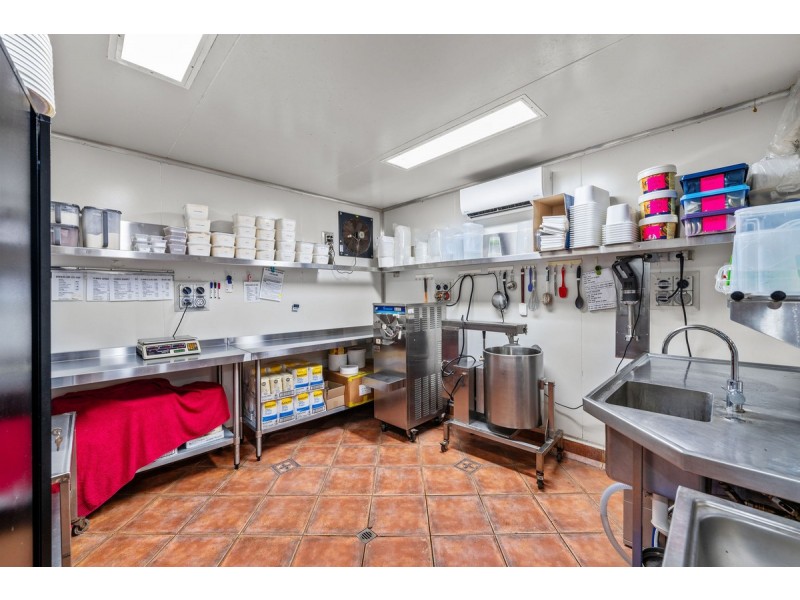 255 Marks Lane, Atherton QLD 4883