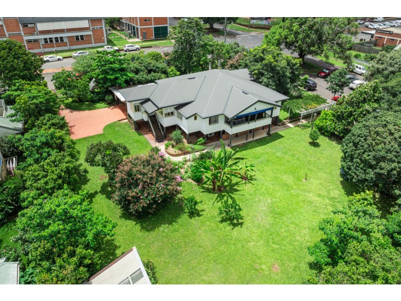 17-19 Louise Street, Atherton QLD 4883