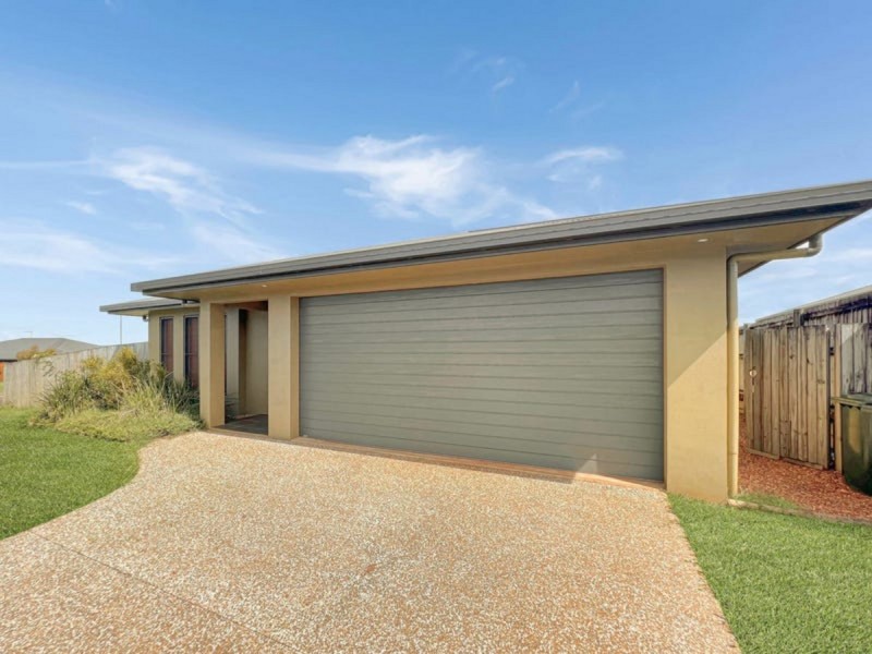 13 Rosenberg Street, Atherton QLD 4883