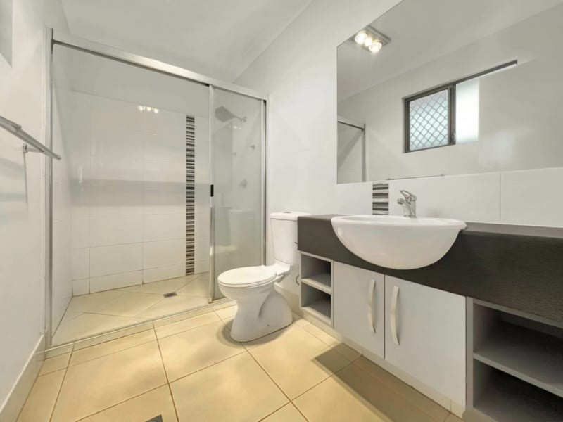 13 Rosenberg Street, Atherton QLD 4883