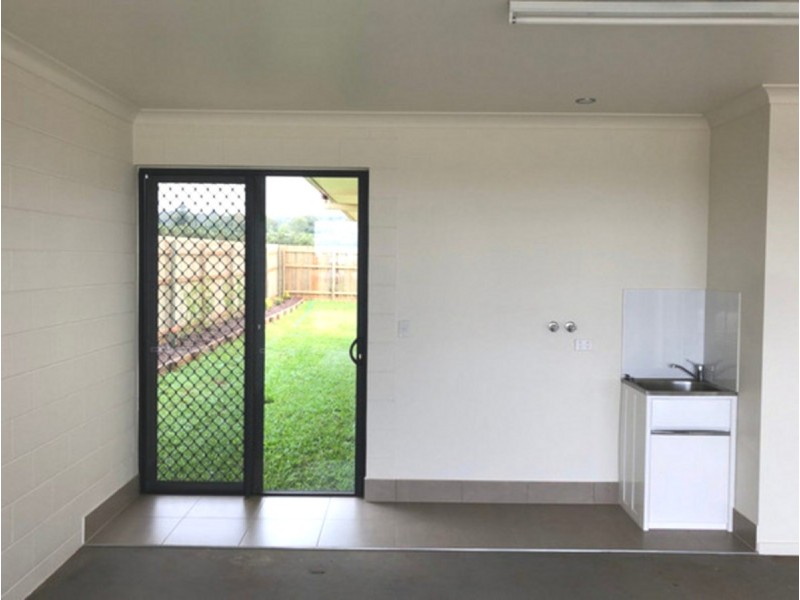 6 Budden Street, Tolga QLD 4882