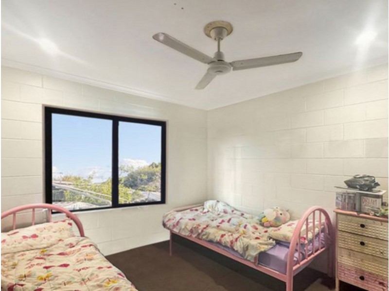 2/25 Golflinks Road, Atherton QLD 4883