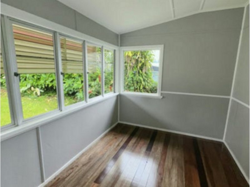 12 Patrick Street, Malanda QLD 4885