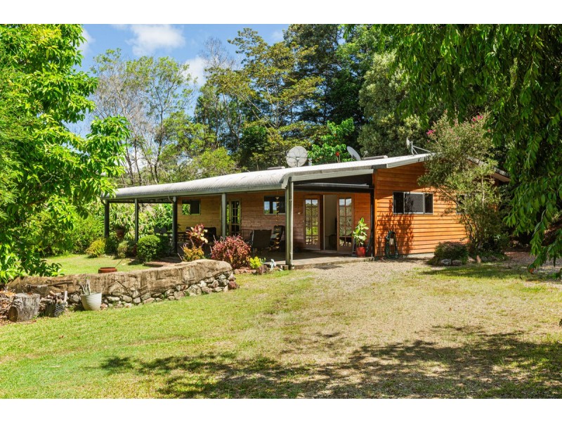 37 Bellview Drive, Ravenshoe QLD 4888
