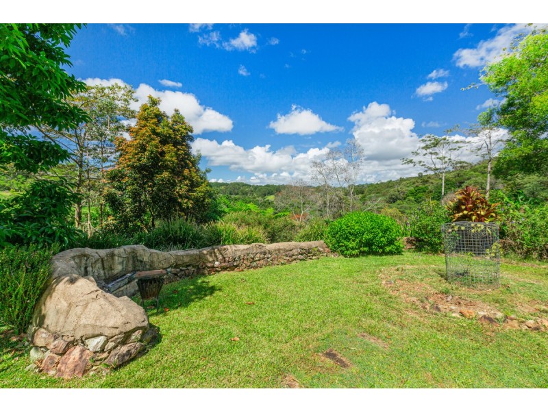 37 Bellview Drive, Ravenshoe QLD 4888