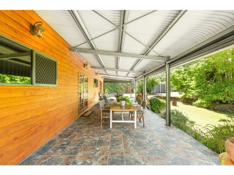 37 Bellview Drive, Ravenshoe QLD 4888