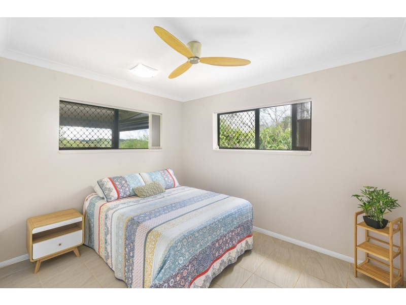 37 Bellview Drive, Ravenshoe QLD 4888