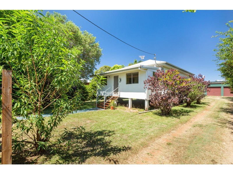 12 Beatrice Street, Atherton QLD 4883