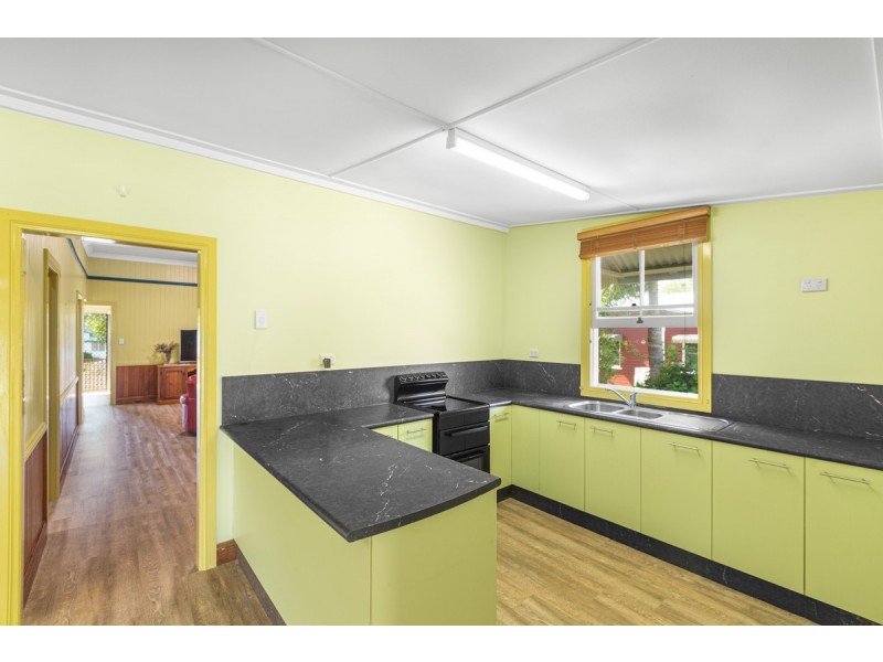 12 Beatrice Street, Atherton QLD 4883