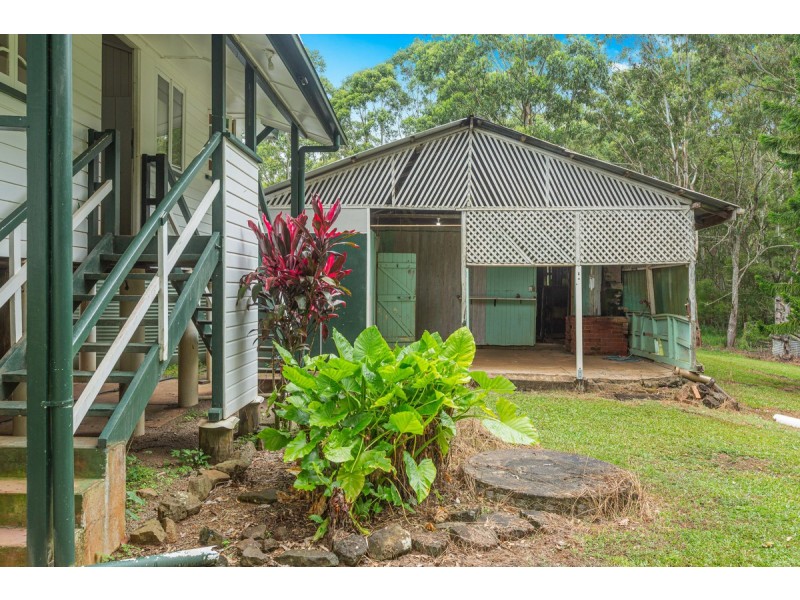 566 Tully Falls Road, Ravenshoe QLD 4888