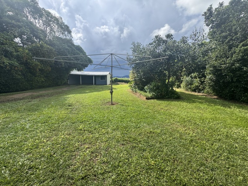 16 Irvine Street, Kairi QLD 4872