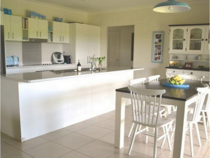 3 Melba Close, Peeramon QLD 4885