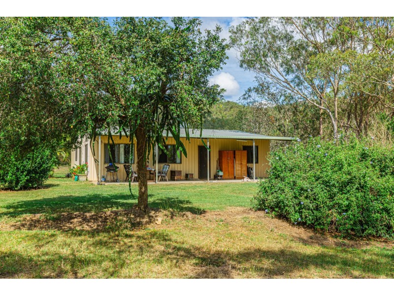 88 Anderson Road, Tolga QLD 4882