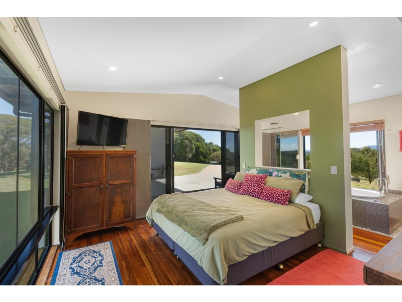 81 Kulara Road, Barrine QLD 4872