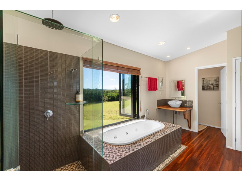 81 Kulara Road, Barrine QLD 4872