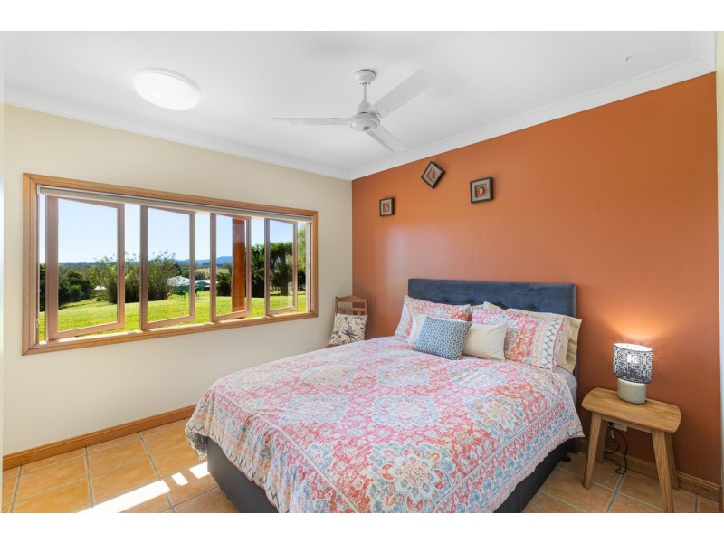81 Kulara Road, Barrine QLD 4872