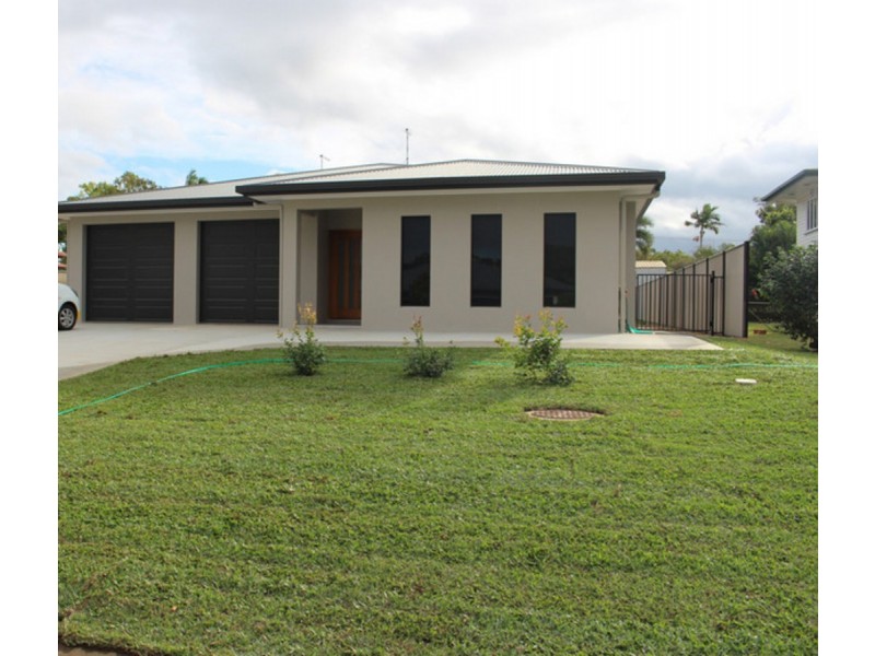 1/4 Collins Court, Mareeba QLD 4880