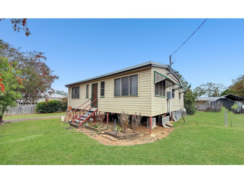 6 Loudon Street, Mareeba QLD 4880