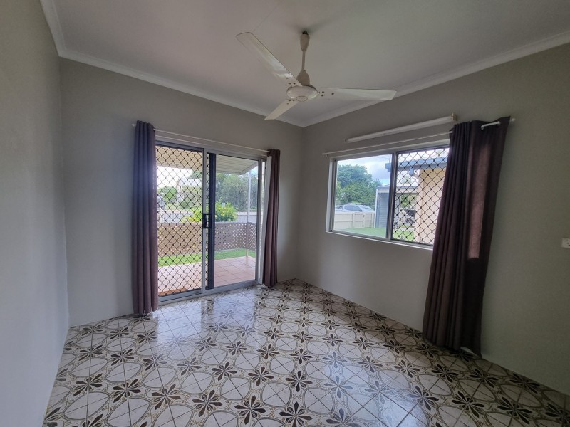 1/248 Walsh Street, Mareeba QLD 4880