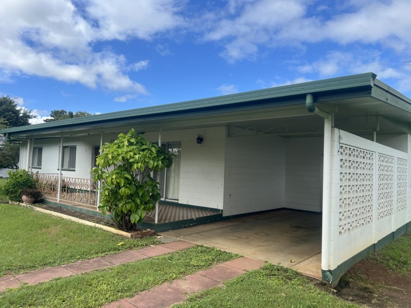 2 Lawson Street, Mareeba QLD 4880