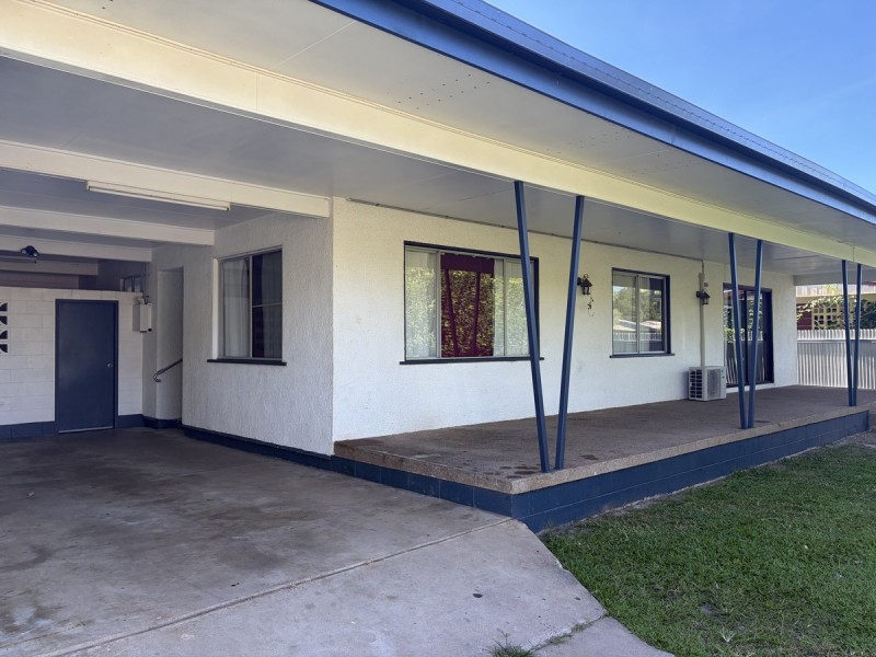 28 Royes Street, Mareeba QLD 4880