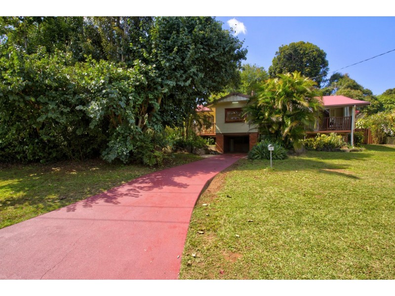 8 Weaver Street South, Atherton QLD 4883