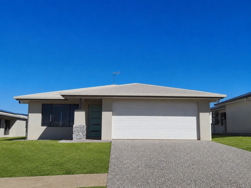 25 Tucker Street, Atherton QLD 4883