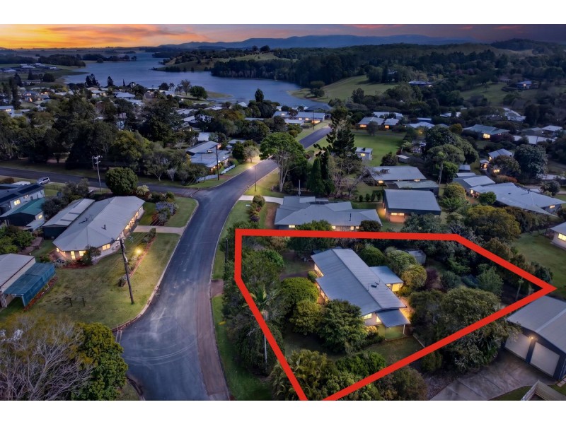 6 Cassia Street, Yungaburra QLD 4884