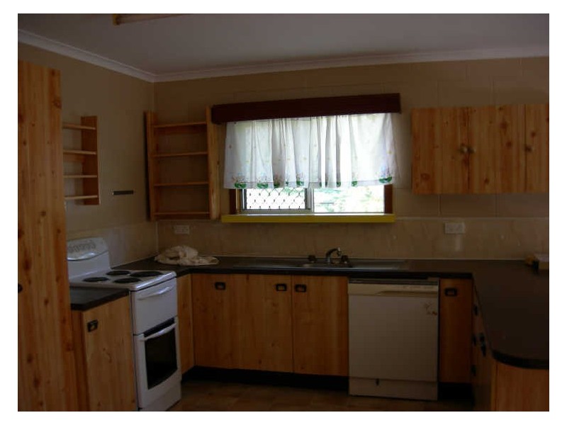 22 Broadway Street, Herberton QLD 4887