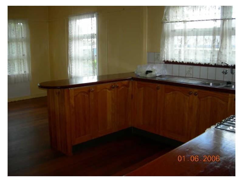 15 Church Street, Tinaroo QLD 4872