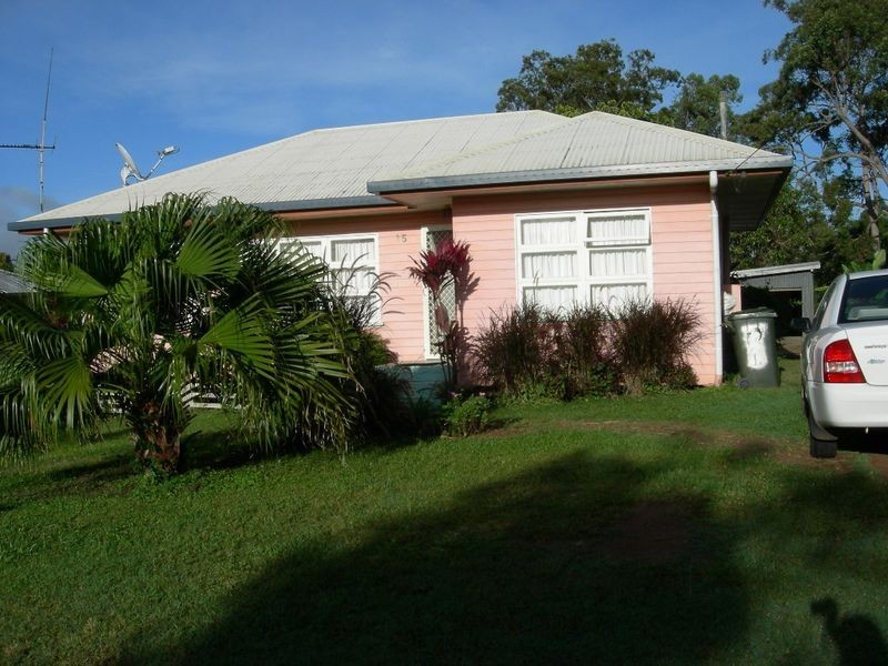 15 Church Street, Tinaroo QLD 4872