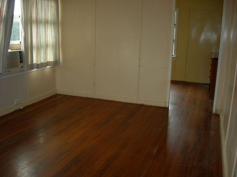 15 Church Street, Tinaroo QLD 4872