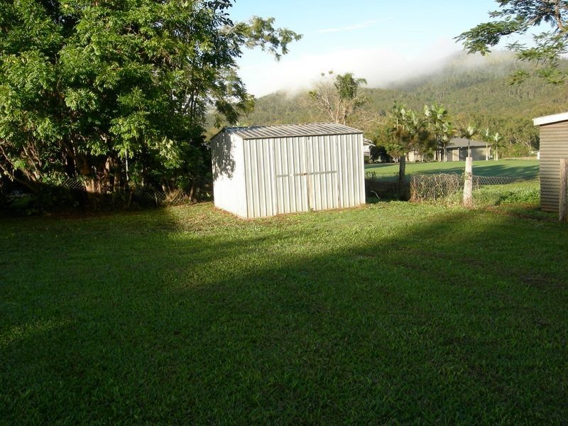19 Tumbare Street, Atherton QLD 4883