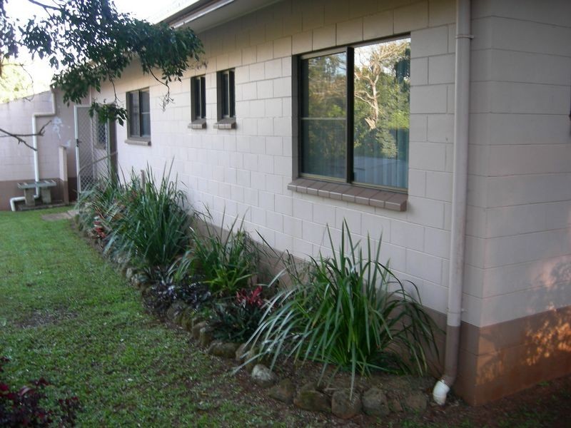 1/1 Crown Close, Malanda QLD 4885