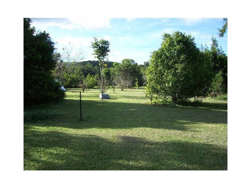 RN23 Russell Road, Lake Eacham QLD 4884