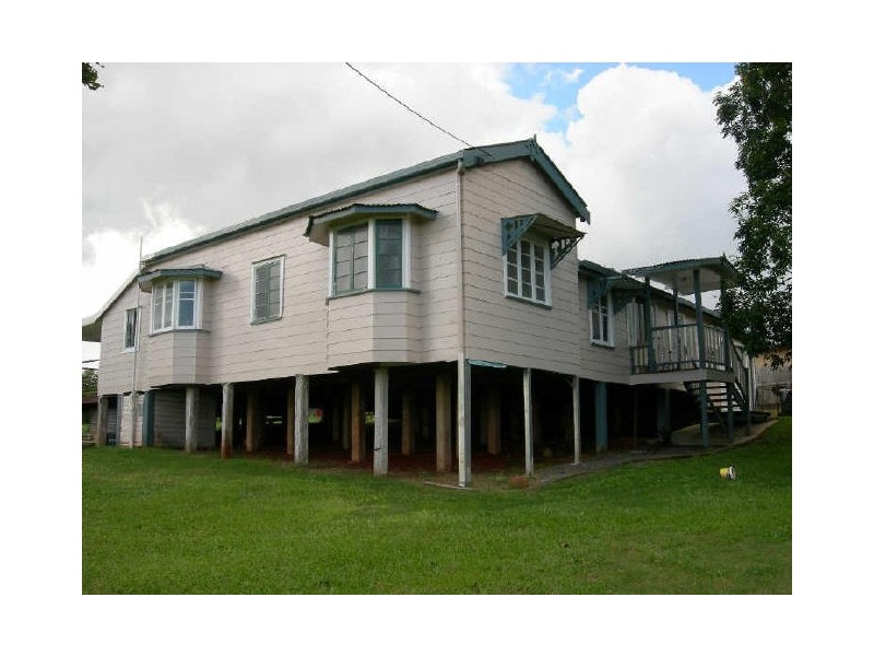 427 Peeramon Road, Malanda QLD 4885