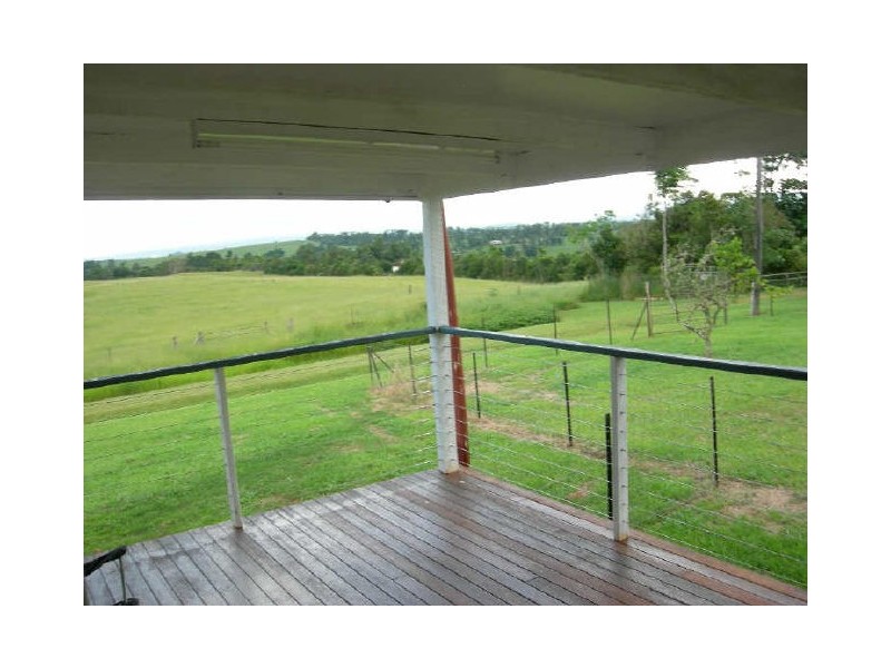 427 Peeramon Road, Malanda QLD 4885