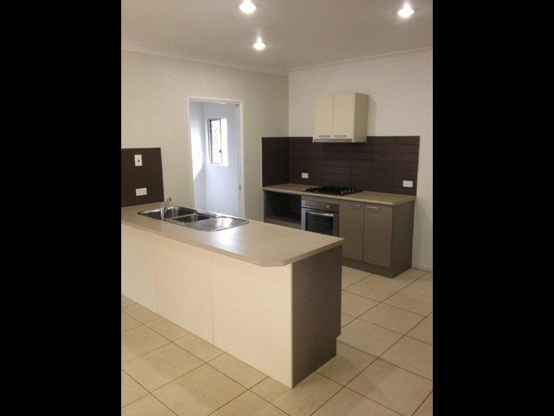 25 Agnew Street, Atherton QLD 4883