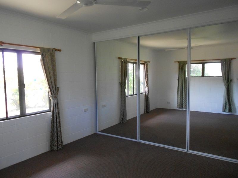 10 Poinsettia Street, Yungaburra QLD 4884