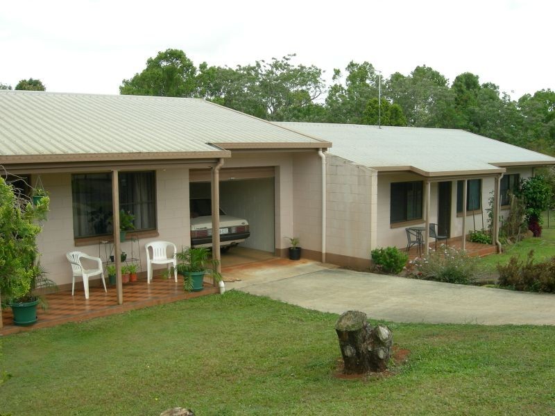 2/1 Crown Close, Malanda QLD 4885