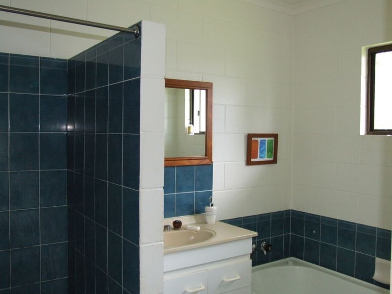 2A Holm Street, Atherton QLD 4883