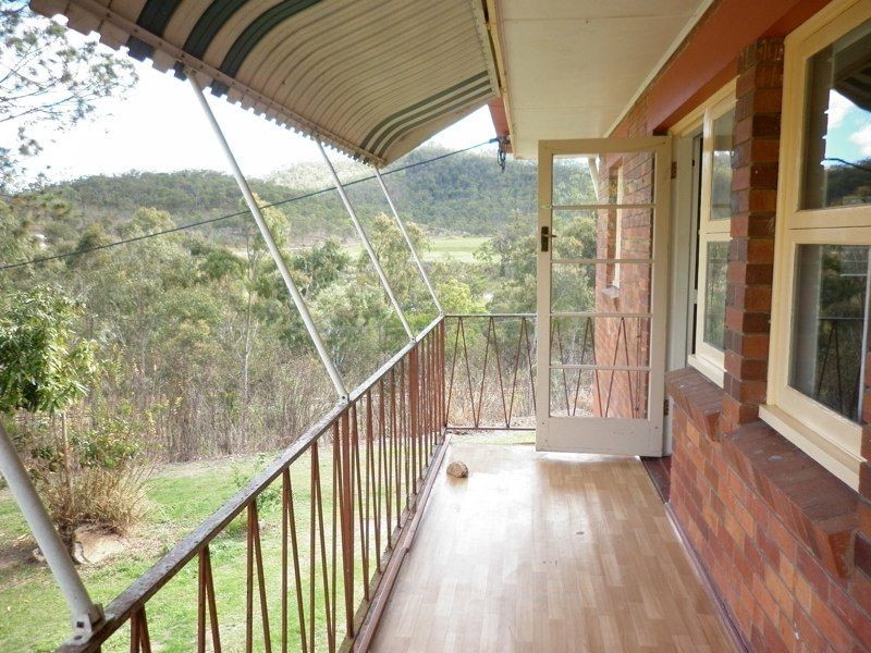 4/4 William Street, Herberton QLD 4887
