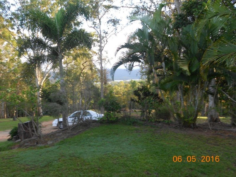 10 Wavell Drive, Tinaroo QLD 4872