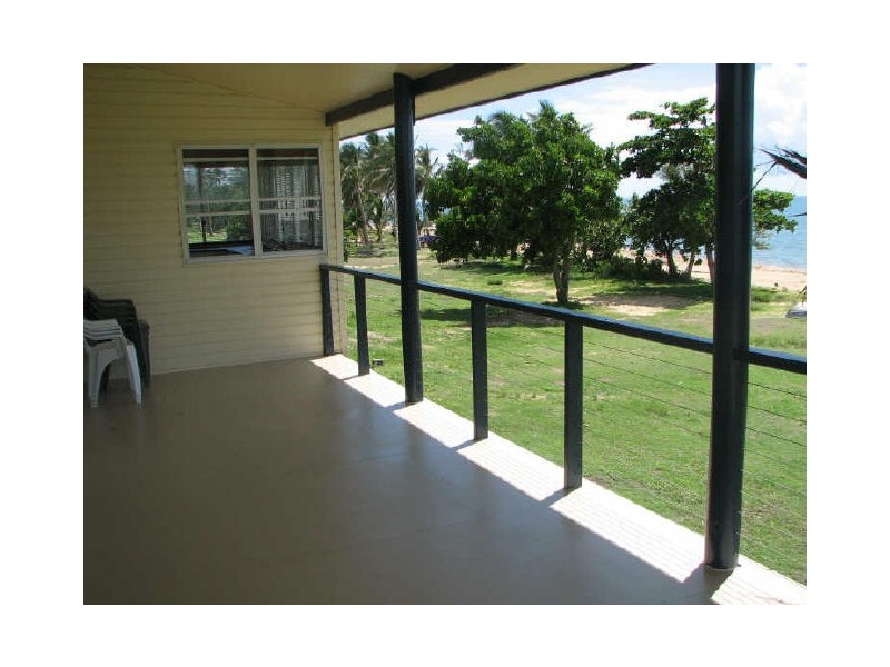 Kurrimine Beach QLD 4871