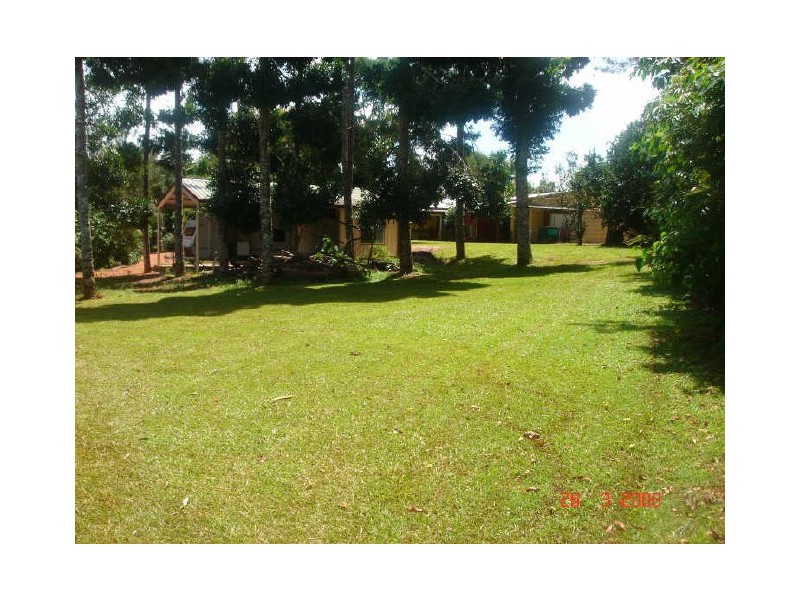 Lake Eacham QLD 4884