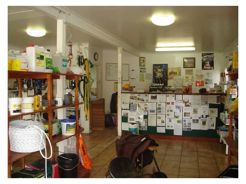 17 Robert Street Nats Stockfeed, Atherton QLD 4883