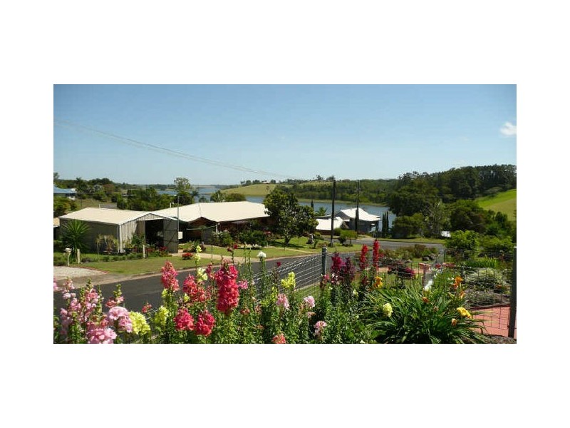 Yungaburra QLD 4884