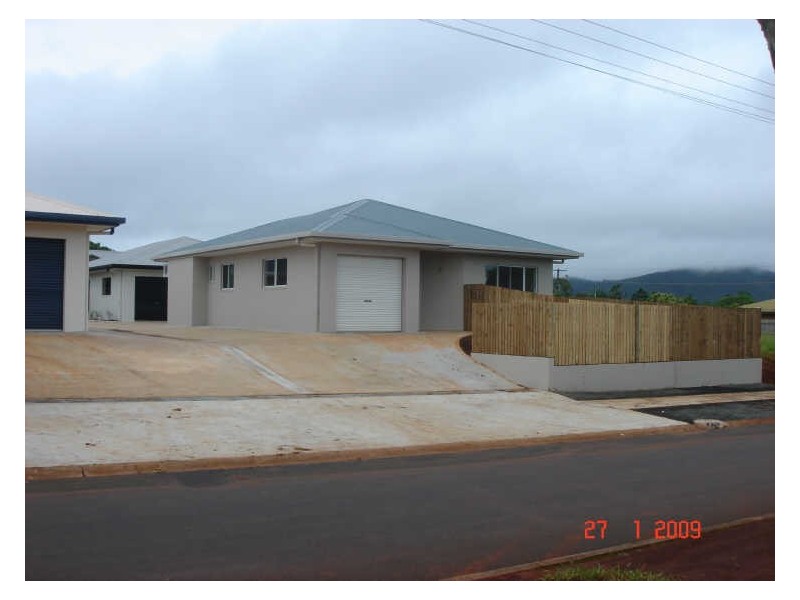 Lot13 2×2/33 Tower Ave, Atherton QLD 4883