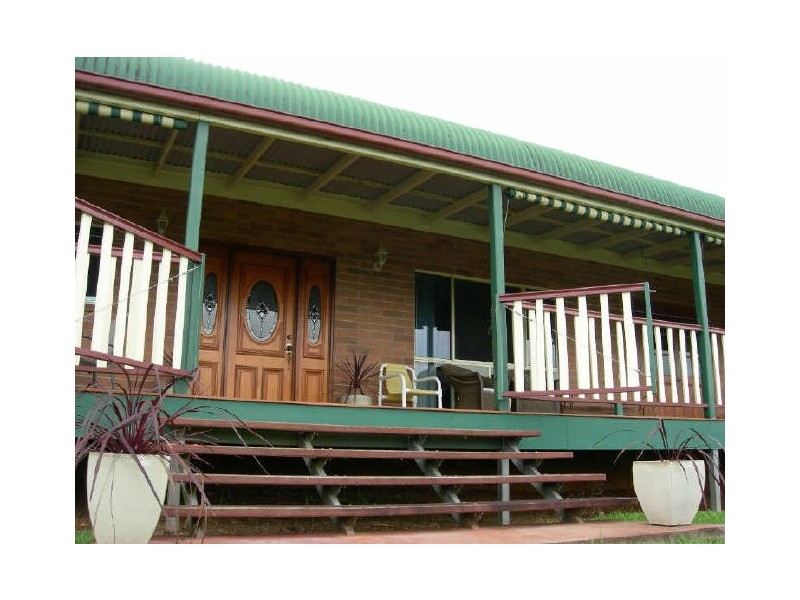 Lake Eacham QLD 4884